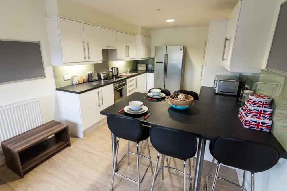 Zeni 5 Bed Apartment In Central Exeter Exteriör bild